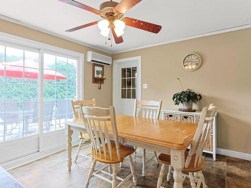 Salle Ã  manger - 6 Rue Lazure, Huntingdon, QC - Indoor Photo Showing Dining Room