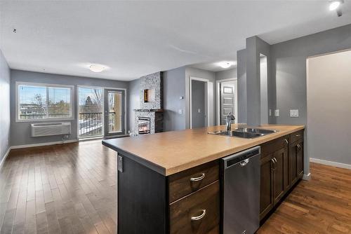 306-1777 Water Street, Kelowna, BC - Indoor Photo Showing Kitchen With Double Sink