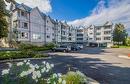 111-180 Hollywood Road, Kelowna, BC  - Outdoor With Facade 