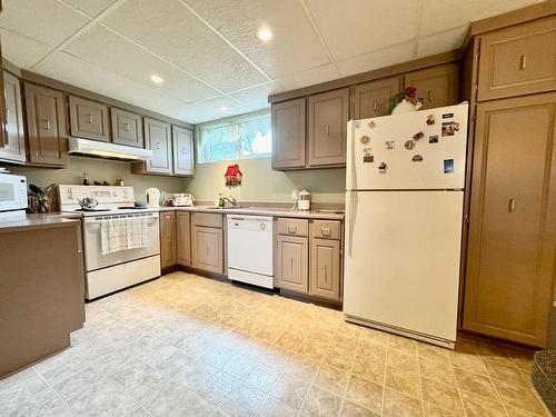 Basement - 45 Ch. De La Grande-Allée, Les Îles-De-La-Madeleine, QC - Indoor Photo Showing Kitchen