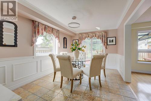 6 Resurrection Drive, Kitchener, ON - Indoor Photo Showing Dining Room