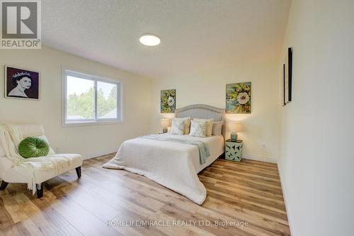 6 Resurrection Drive, Kitchener, ON - Indoor Photo Showing Bedroom