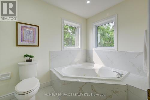 6 Resurrection Drive, Kitchener, ON - Indoor Photo Showing Bathroom