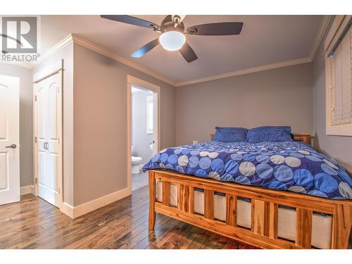 5409 Willow Drive, Vernon, BC - Indoor Photo Showing Bedroom