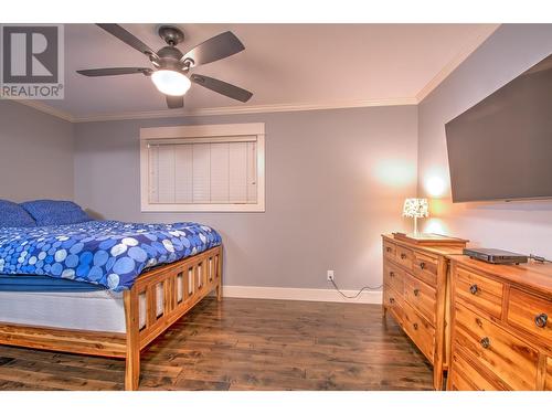 5409 Willow Drive, Vernon, BC - Indoor Photo Showing Bedroom