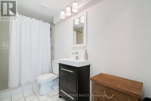 205 - 1055 Bay Street, Toronto (Bay Street Corridor), ON - Indoor Photo Showing Bathroom