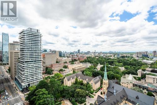 205 - 1055 Bay Street, Toronto (Bay Street Corridor), ON - Outdoor With View