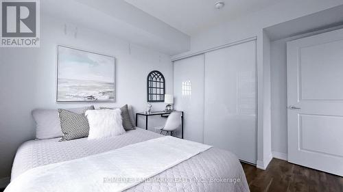 1710 - 30 Meadowglen Place, Toronto (Woburn), ON - Indoor Photo Showing Bedroom