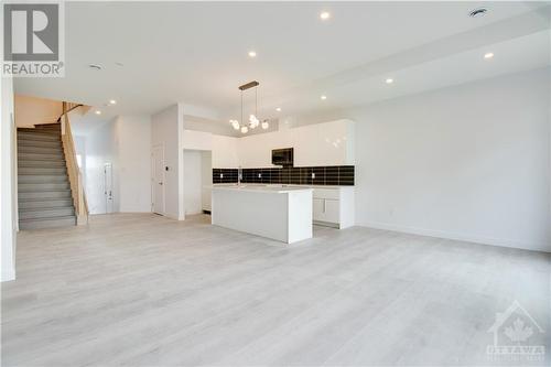 133 Duford Street Unit#A, Ottawa, ON - Indoor Photo Showing Kitchen