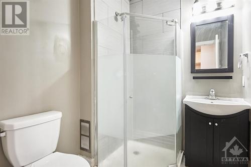 Unit 1 - 501 Lyon Street, Ottawa, ON - Indoor Photo Showing Bathroom