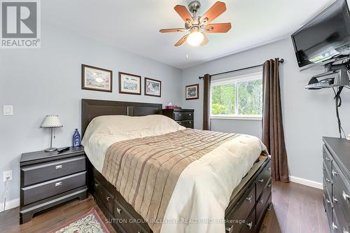 20 Black River Road, Kawartha Lakes, ON - Indoor Photo Showing Bedroom