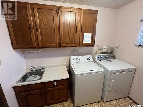 65 Bellamy Avenue, Birch Hills, SK - Indoor Photo Showing Laundry Room