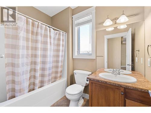 766 Denali Drive, Kelowna, BC - Indoor Photo Showing Bathroom