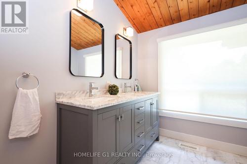 18917 Centreville Creek Road, Caledon (Caledon East), ON - Indoor Photo Showing Bathroom