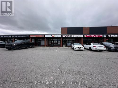 49 Kennedy Road N, Brampton (Queen Street Corridor), ON 