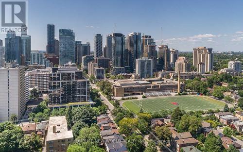 363 B Roehampton Avenue, Toronto (Mount Pleasant East), ON - Outdoor With View