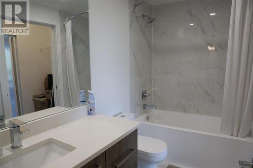 Cheater Ensuite and main Bath - 405 3070 Kilpatrick Ave, Courtenay, BC - Indoor Photo Showing Bathroom