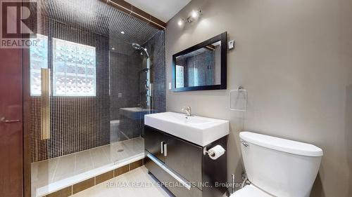 6124 Hardesty Crescent, Mississauga (East Credit), ON - Indoor Photo Showing Bathroom