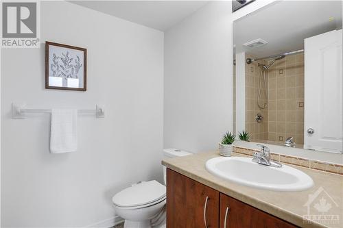 Ensuite - 202 Chapman Mills Drive, Ottawa, ON - Indoor Photo Showing Bathroom