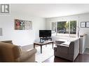 792 Dehart Avenue, Kelowna, BC  - Indoor Photo Showing Living Room 