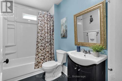 48 Josephine Street, London, ON - Indoor Photo Showing Bathroom