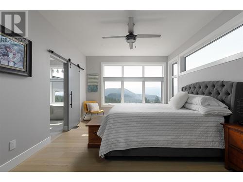 2510 Tallus Heights Lane, West Kelowna, BC - Indoor Photo Showing Bedroom