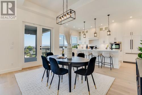 4956 Bucktail Lane, Kelowna, BC - Indoor Photo Showing Dining Room