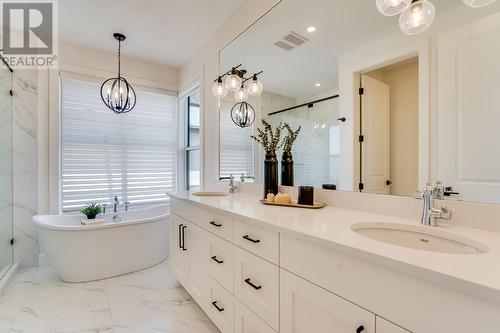 4956 Bucktail Lane, Kelowna, BC - Indoor Photo Showing Bathroom