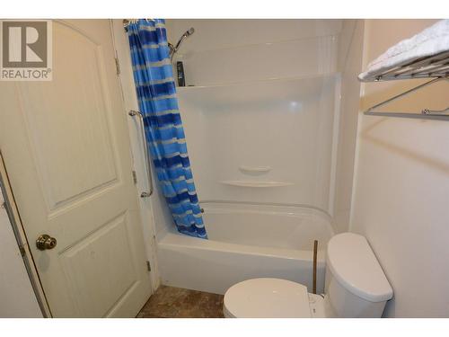 3241 Banff Avenue, Smithers, BC - Indoor Photo Showing Bathroom