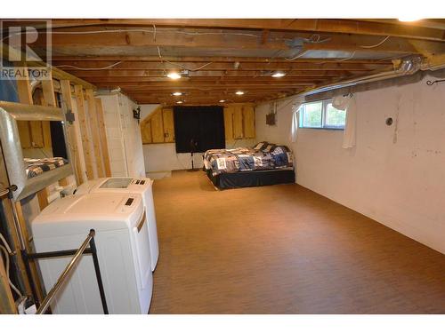 3241 Banff Avenue, Smithers, BC - Indoor Photo Showing Laundry Room