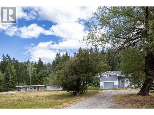 773 Nicholson  Road, Golden, BC - Outdoor