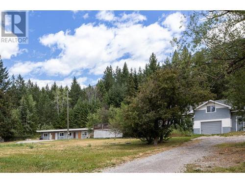 773 Nicholson  Road, Golden, BC - Outdoor