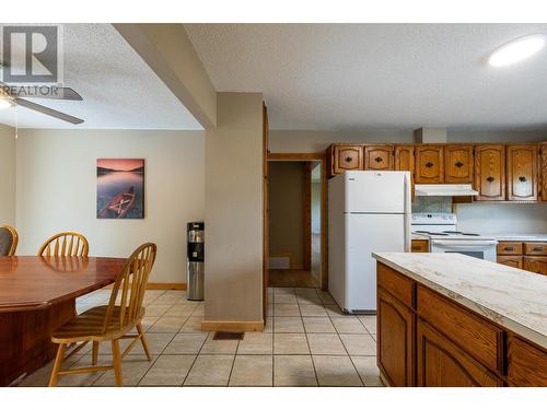 773 Nicholson  Road, Golden, BC - Indoor Photo Showing Kitchen