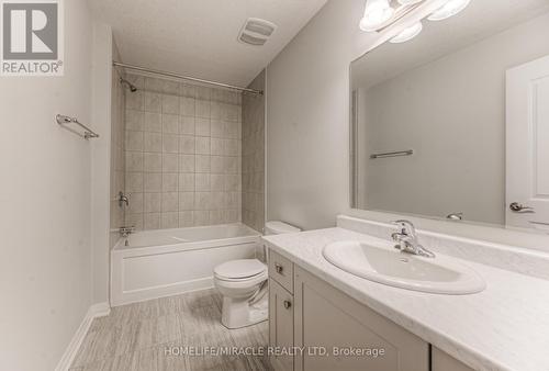 116 - 17 Valencia Avenue, Kitchener, ON - Indoor Photo Showing Bathroom