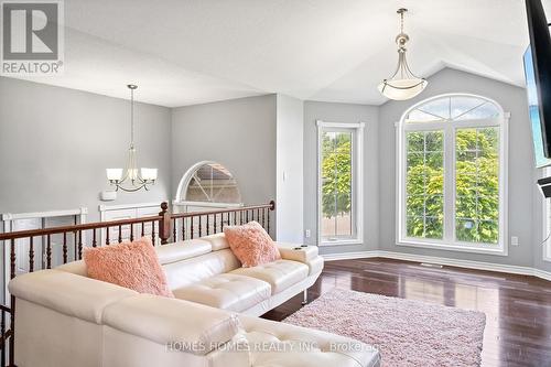 5183 Sherkston Road, Port Colborne, ON - Indoor Photo Showing Living Room