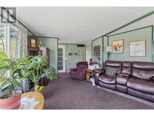 6150 Trans Canada Highway, Chase, BC - Indoor Photo Showing Other Room