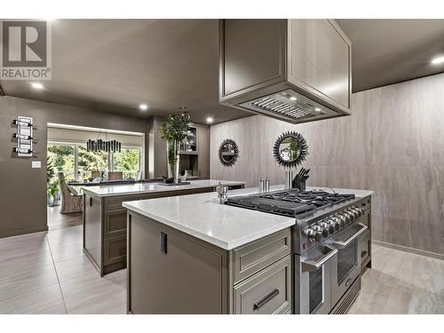 2449 Waverly Place, Blind Bay, BC - Indoor Photo Showing Kitchen