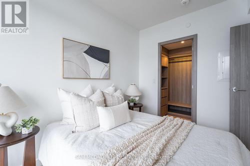 4302 - 38 Widmer Street, Toronto (Waterfront Communities), ON - Indoor Photo Showing Bedroom