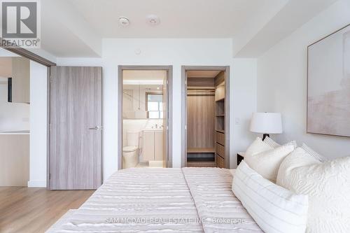 4302 - 38 Widmer Street, Toronto (Waterfront Communities), ON - Indoor Photo Showing Bedroom