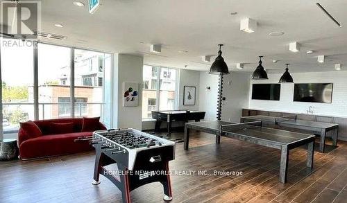 103 - 33 Helendale Avenue, Toronto (Yonge-Eglinton), ON - Indoor Photo Showing Living Room