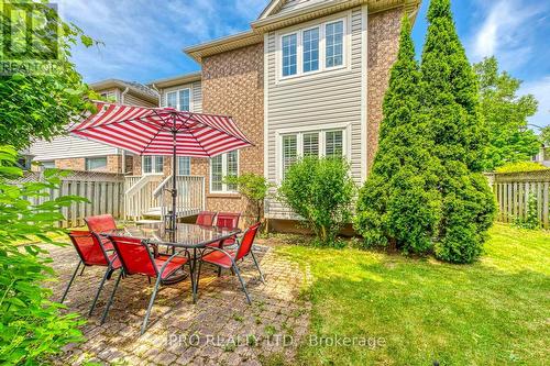 2251 Kenneth Crescent, Burlington, ON - Outdoor