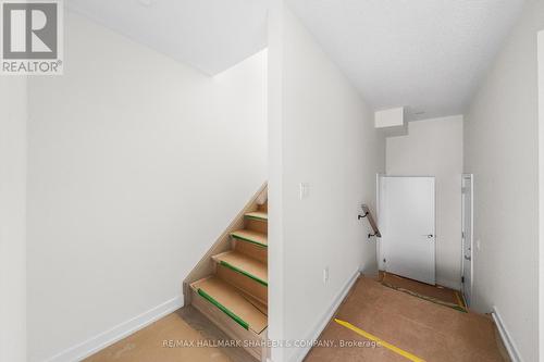 1346 Kaniv Street, Oakville, ON - Indoor Photo Showing Other Room