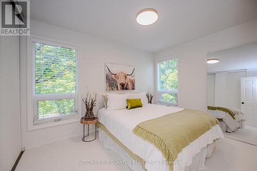 1 - 1250 Marlborough Court, Oakville (College Park), ON - Indoor Photo Showing Bedroom