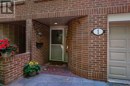 1 - 1250 Marlborough Court, Oakville (College Park), ON - Outdoor With Exterior