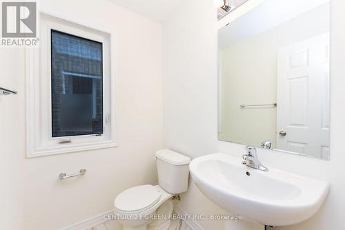 3932 Leonardo Street, Burlington (Alton), ON - Indoor Photo Showing Bathroom