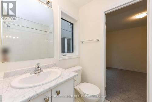 3932 Leonardo Street, Burlington, ON - Indoor Photo Showing Bathroom