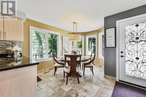 491-493 Dewitt Road, Hamilton (Lakeshore), ON - Indoor Photo Showing Dining Room