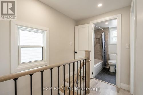 68 Harrison Avenue S, Hamilton (Homeside), ON - Indoor