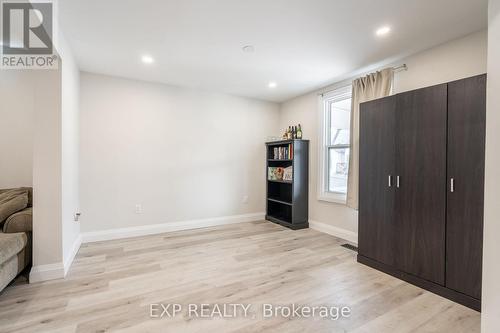 68 Harrison Avenue S, Hamilton (Homeside), ON - Indoor