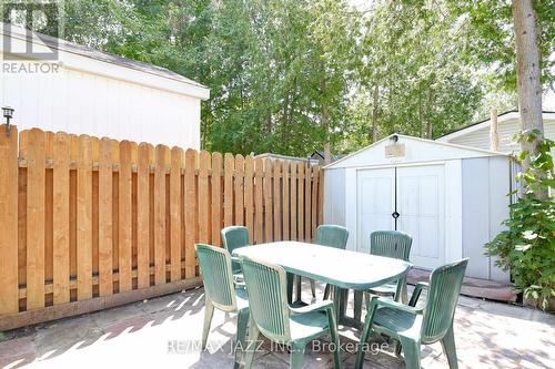 819 - 225 Platten Boulevard, Scugog (Port Perry), ON - Outdoor With Deck Patio Veranda With Exterior